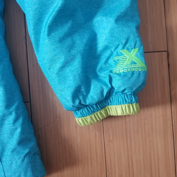 Zero poslir jacket size fits 6-8 years old girls - Picture 2 of 6